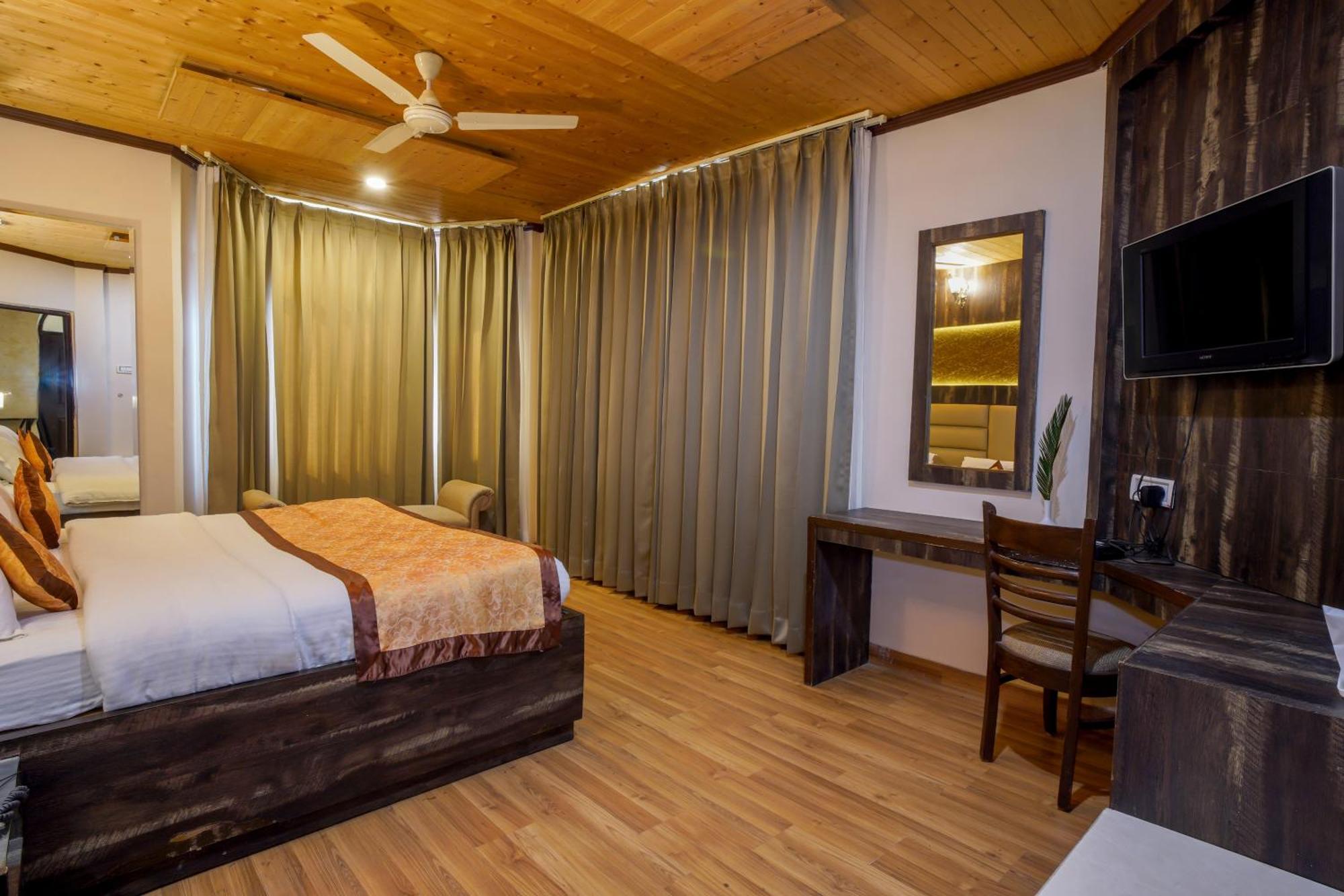 Vilasa Lall Ji Resort Dalhousie Dış mekan fotoğraf