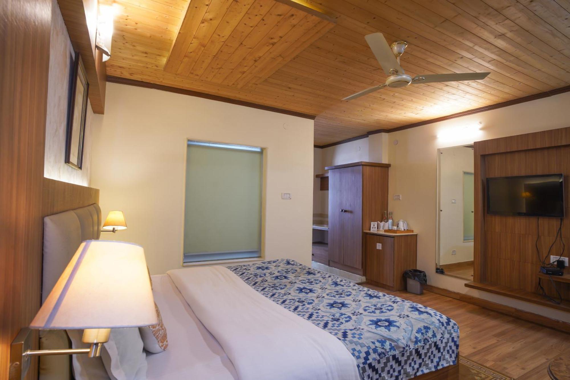 Vilasa Lall Ji Resort Dalhousie Dış mekan fotoğraf